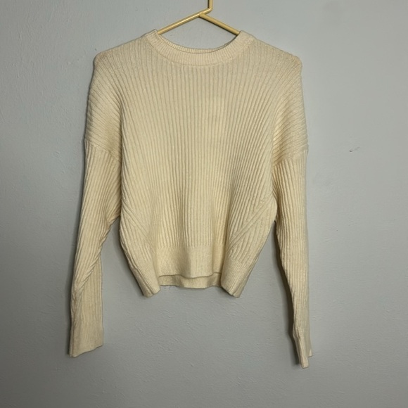 NWT Elodie ivory crewneck ribbed sweater, women’s size Small. Super cute! - Picture 1 of 7